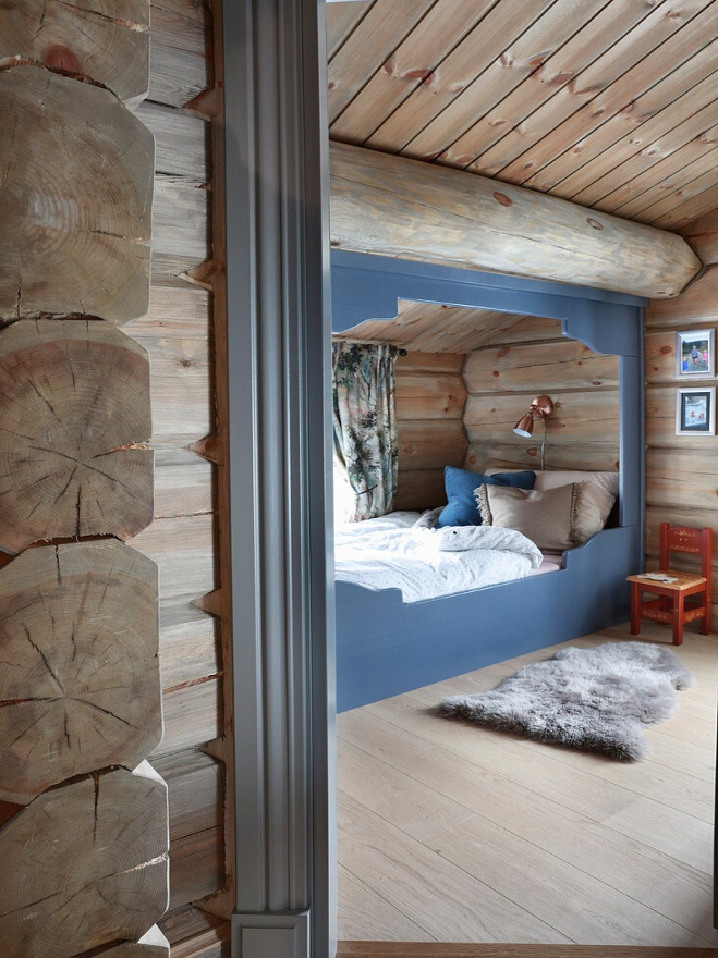 Blick ins Schlafzimmer mit Alkoven im  – Bild kaufen –